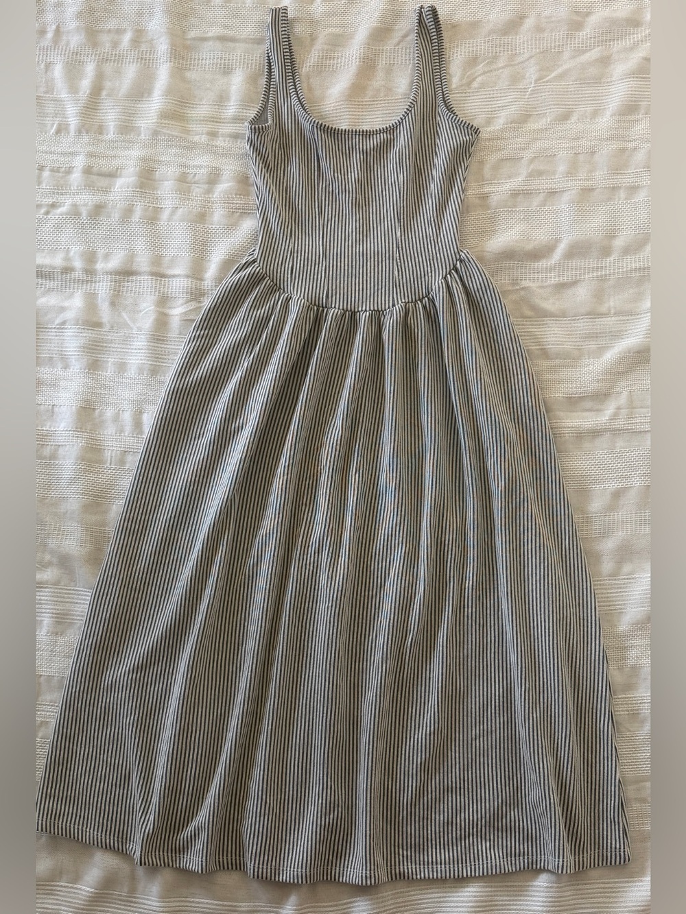 Vigoss Sleeveless Striped Midi Dress - Gray/White